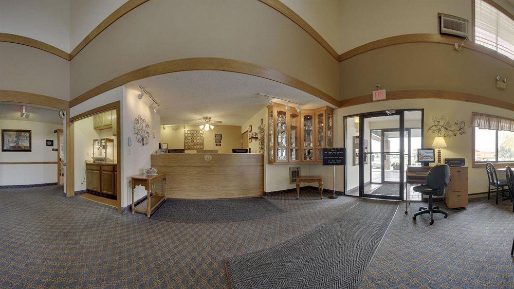 Super 8 By Wyndham Green Bay Near Stadium Exterior photo